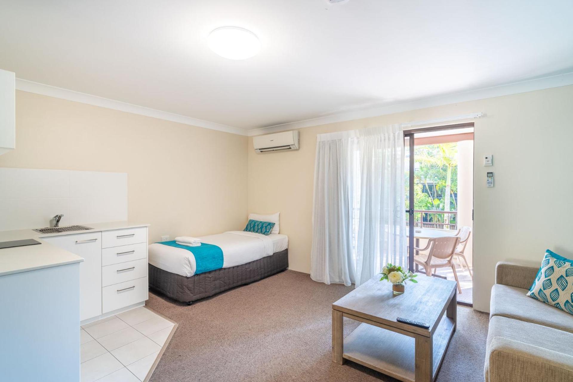 Byron Bayside Central Studio Apartments Dış mekan fotoğraf